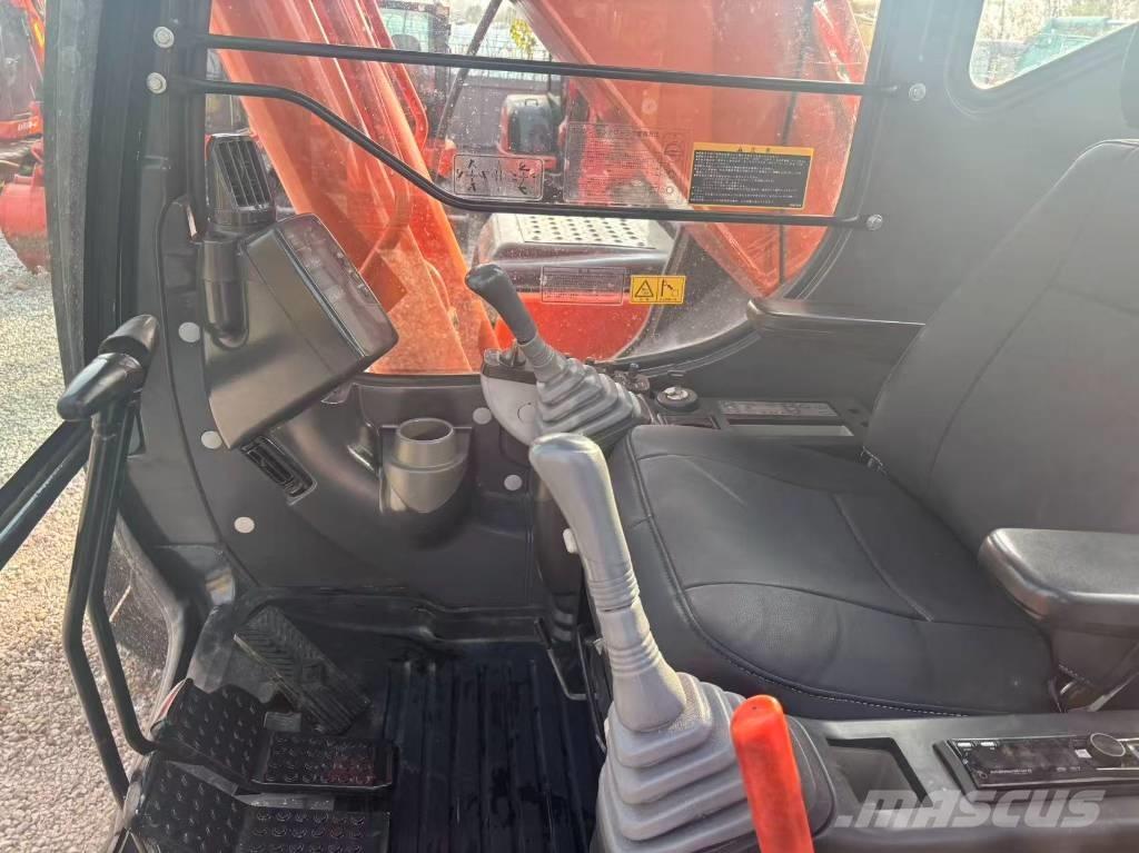 Hitachi ZX 250 -3G Bageri gusjeničari