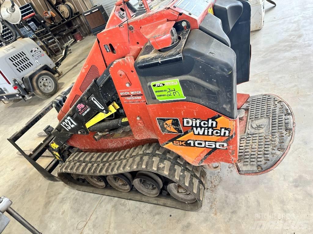 Ditch Witch SK 1050 Skid steer mini utovarivači