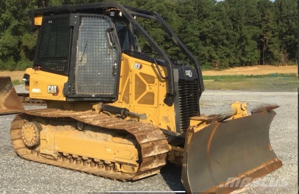CAT D 3 Buldožeri gusjeničari