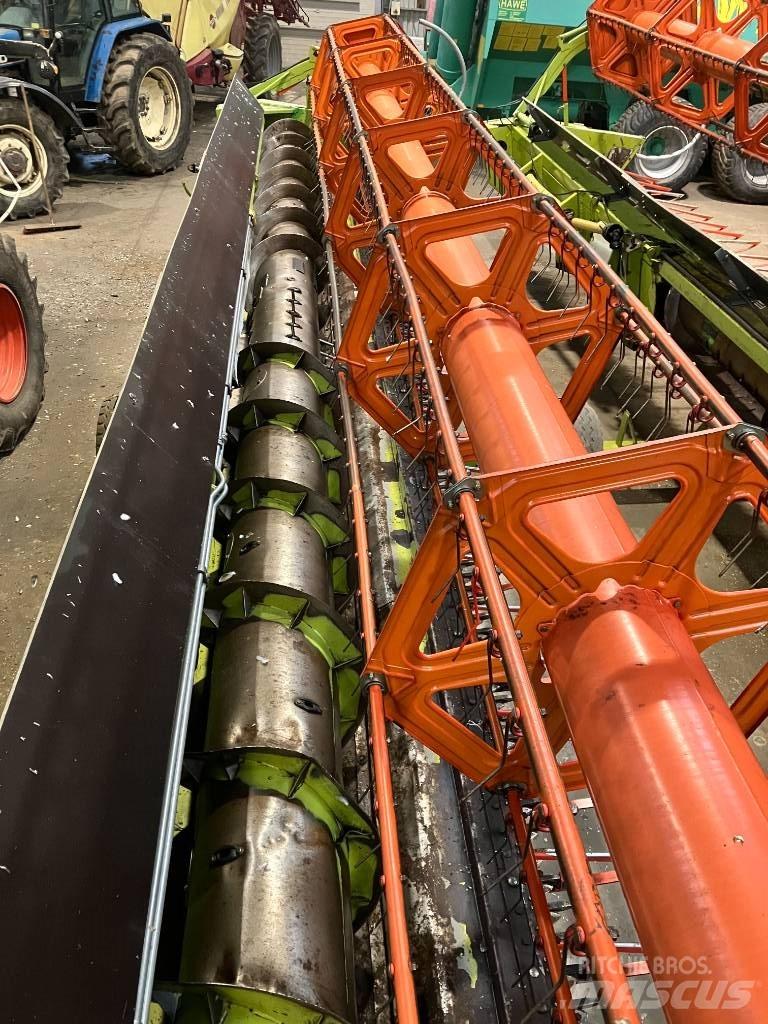 CLAAS C 900 Glave hederi za kombajne