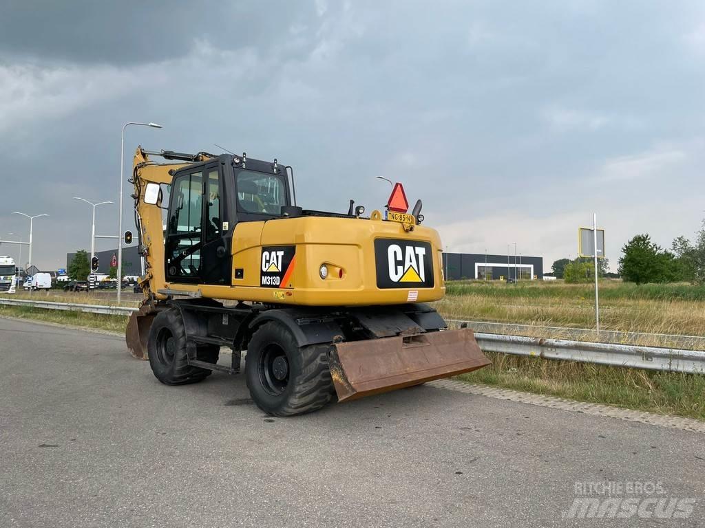 CAT M313D - CE Bageri na kotačima