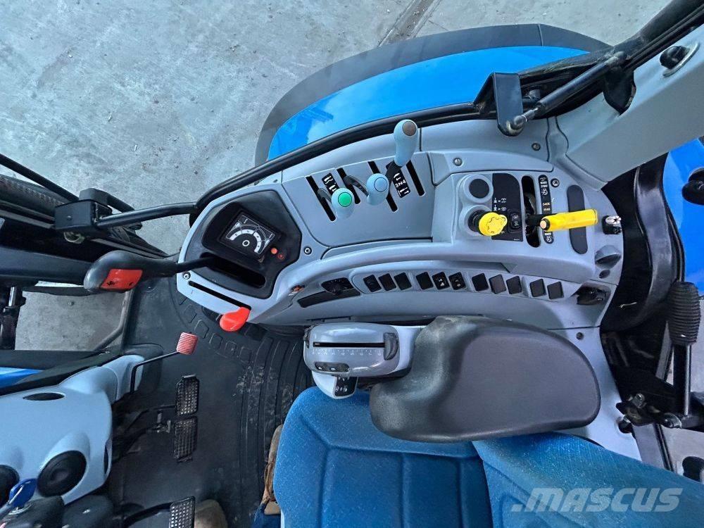 New Holland T 6030 Traktori