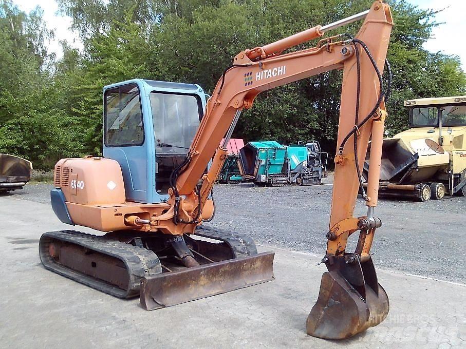 Hitachi EX 40 Mini bageri <7t