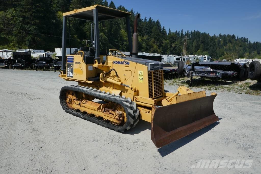 Komatsu D 21 A-8 Buldožeri gusjeničari