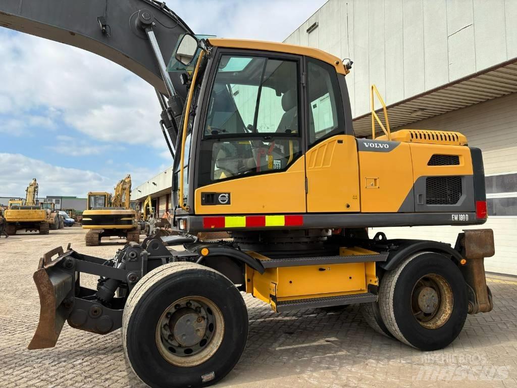 Volvo EW 180 D Bageri na kotačima