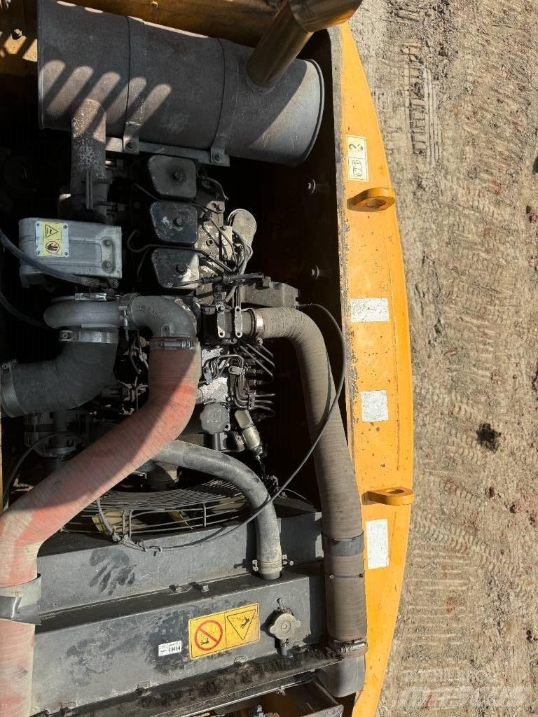 Hyundai R150W-9 Bageri na kotačima