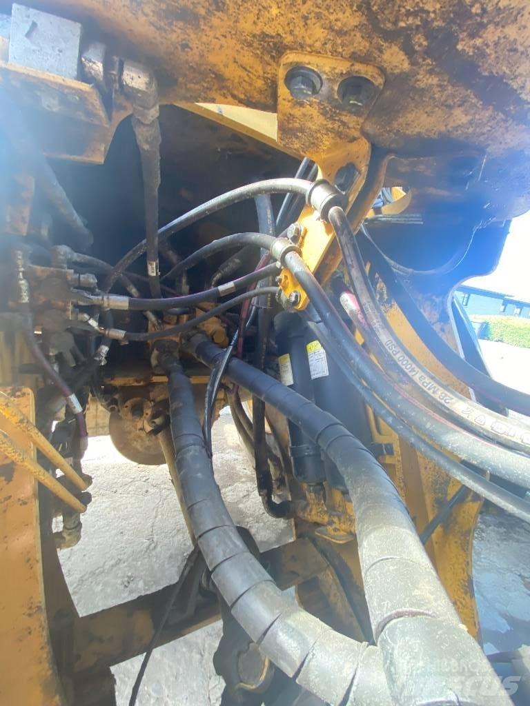 CAT 966 M Utovarivači na kotačima