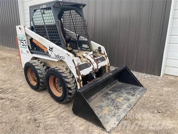 Bobcat 753 Skid steer mini utovarivači