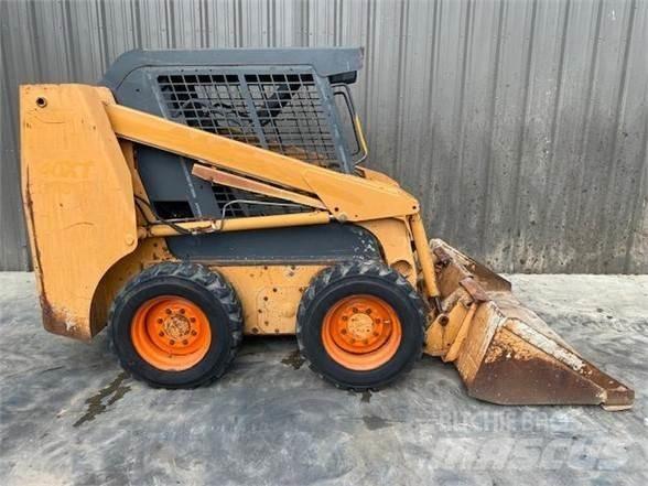 CASE 40XT Skid steer mini utovarivači