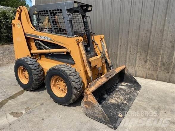 CASE 435 Skid steer mini utovarivači