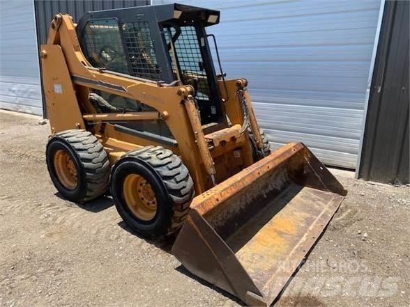 CASE 445 Skid steer mini utovarivači