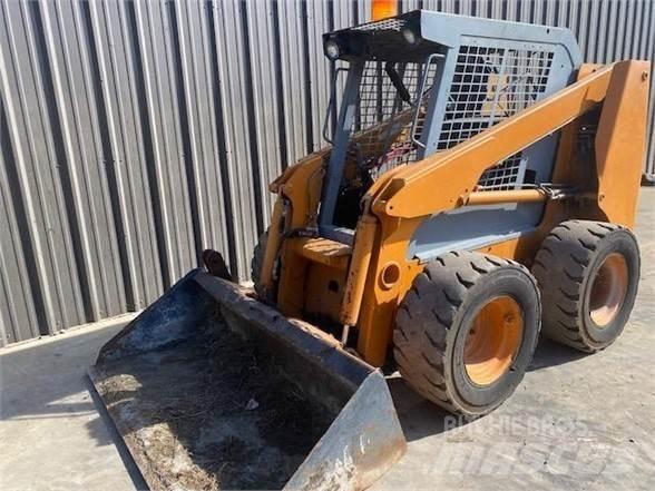 CASE 70XT Skid steer mini utovarivači