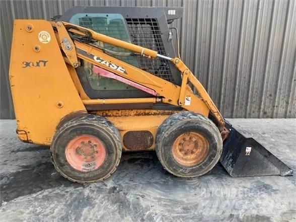 CASE 90XT Skid steer mini utovarivači