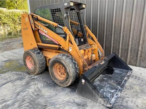 CASE 90XT Skid steer mini utovarivači
