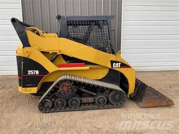 CAT 257B Skid steer mini utovarivači