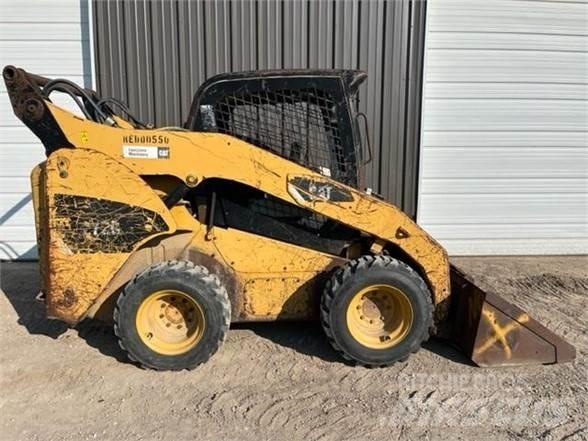 CAT 272C Skid steer mini utovarivači