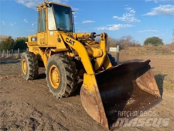 CAT 926 Utovarivači na kotačima