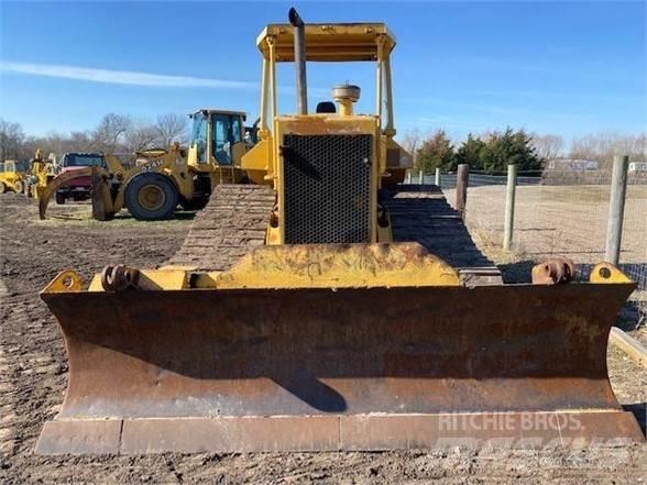 CAT D5M LGP Buldožeri gusjeničari