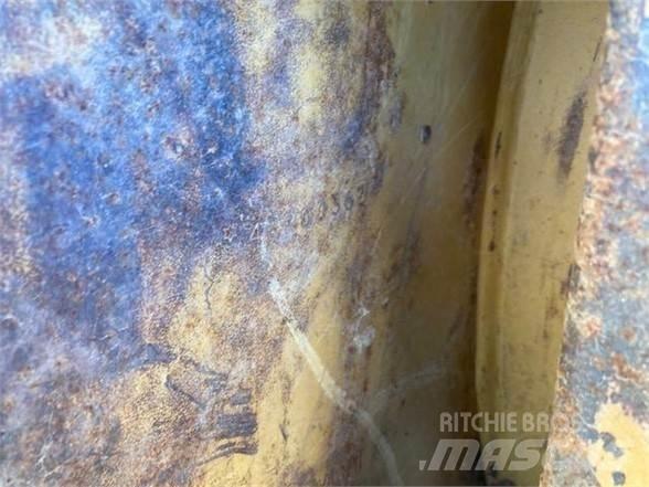 CAT D5M XL Buldožeri gusjeničari