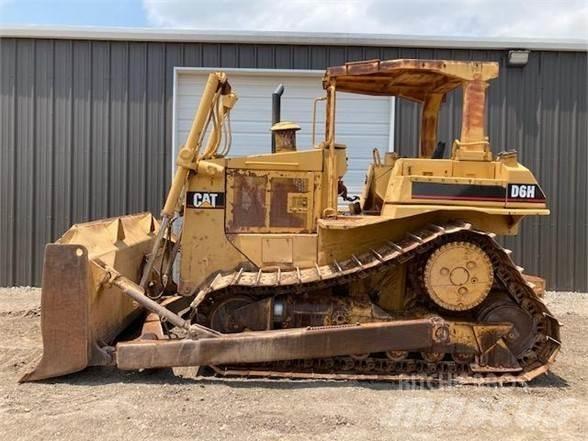 CAT D6H Buldožeri gusjeničari