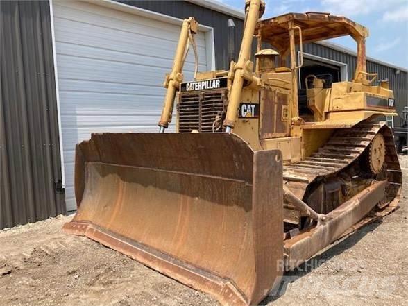 CAT D6H Buldožeri gusjeničari