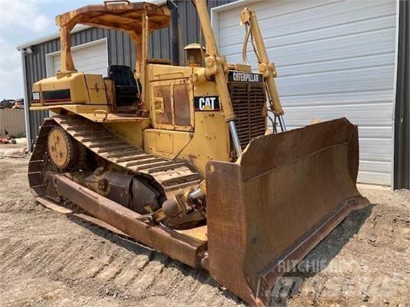 CAT D6H Buldožeri gusjeničari