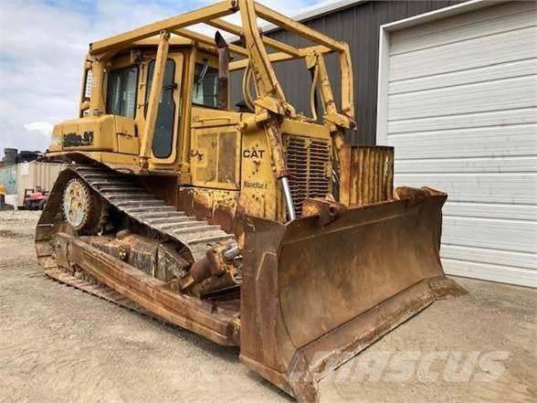 CAT D6H XL Buldožeri gusjeničari