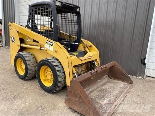 John Deere 315 Skid steer mini utovarivači