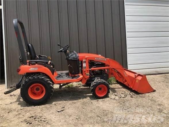Kubota BX2350D Traktori