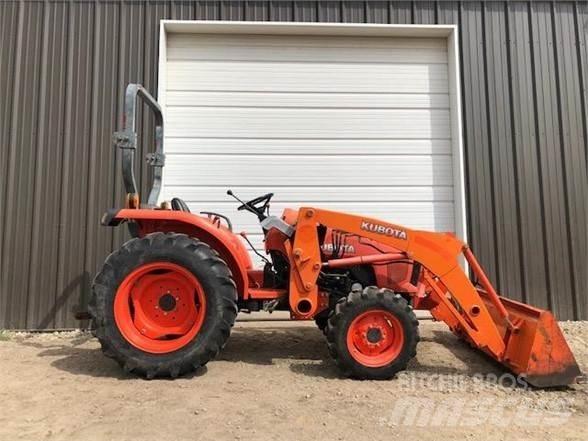 Kubota L3200 Traktori