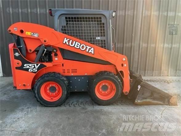 Kubota SSV65 Skid steer mini utovarivači