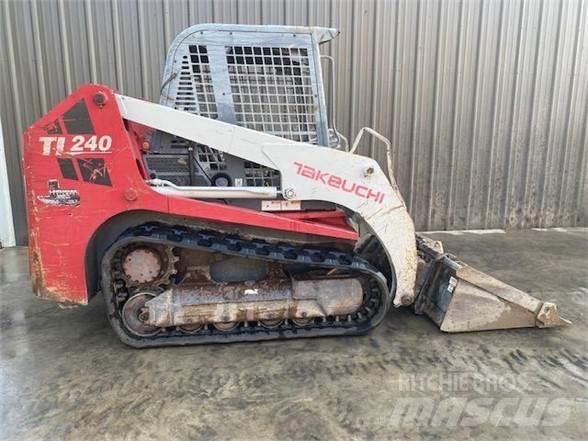 Takeuchi TL240 Skid steer mini utovarivači