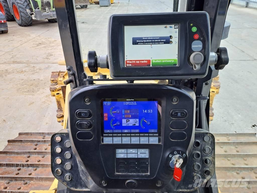 Komatsu D 61 PXI-23 Buldožeri gusjeničari