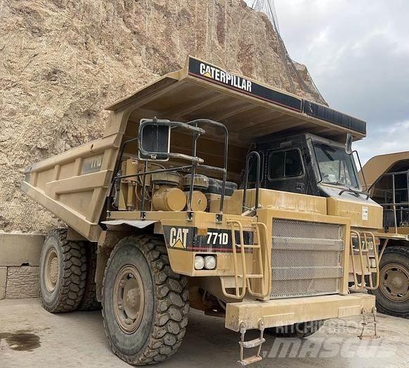 CAT 771D Demperi za gradilišta