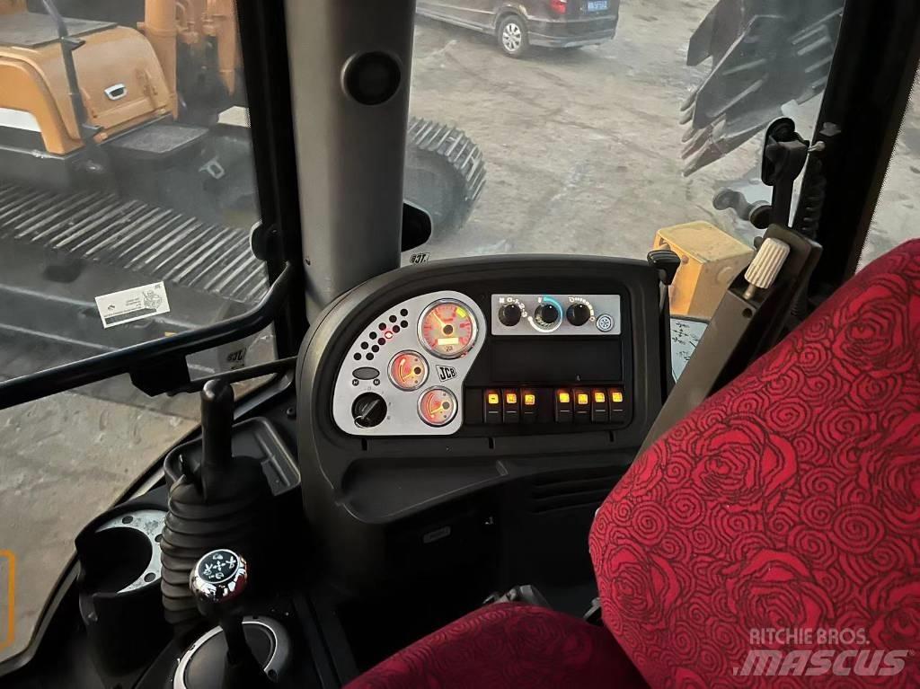 JCB 3CX Utovarni rovokopači