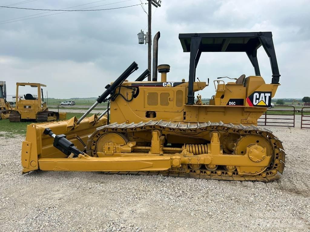 CAT D 6 C Buldožeri gusjeničari