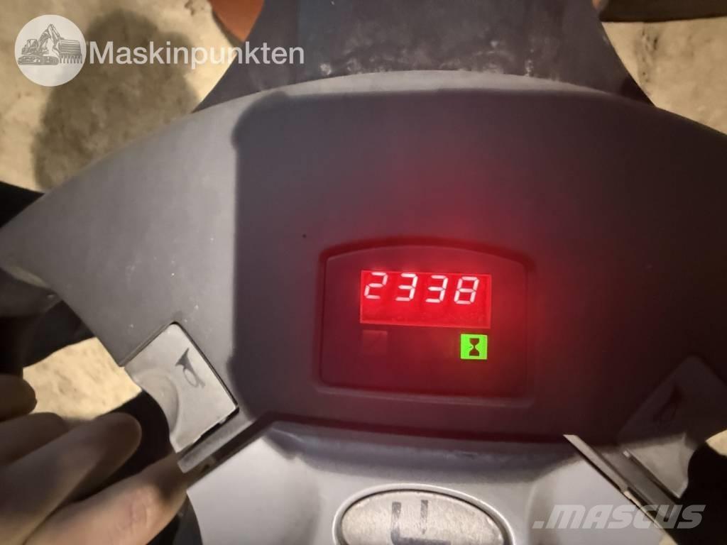 Toyota BT SWE 80 L Električni viličari