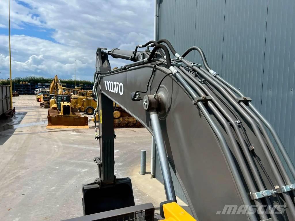 Volvo EC210 Bageri gusjeničari