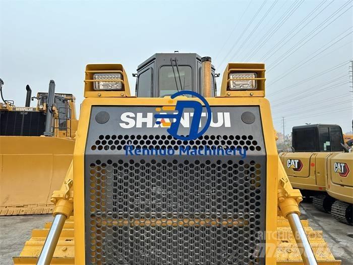 Shantui SD 16 Buldožeri gusjeničari