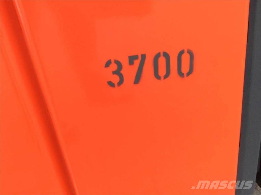 Linde L14 Ručni električni viličar