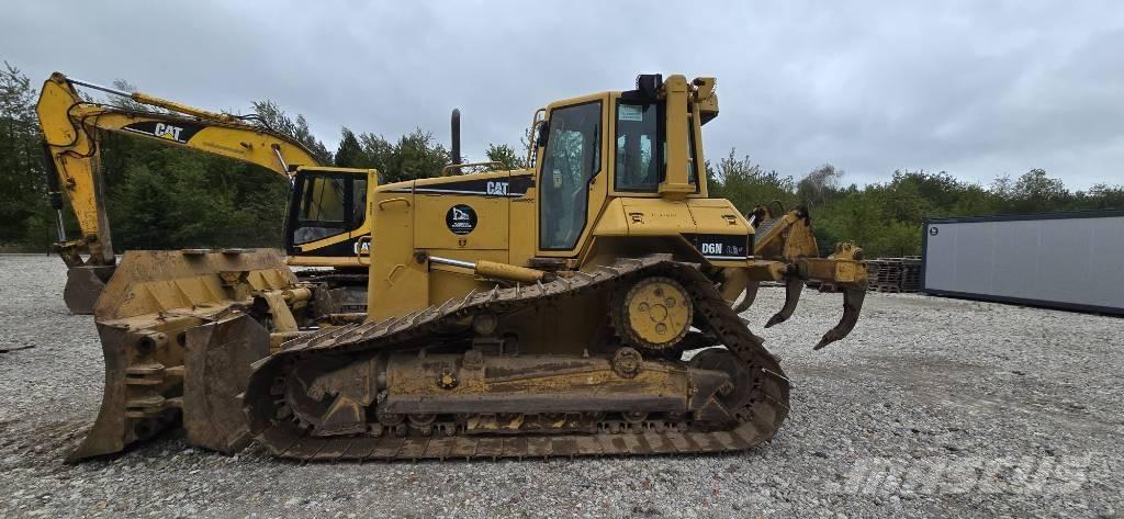 CAT D 6 N LGP Buldožeri gusjeničari
