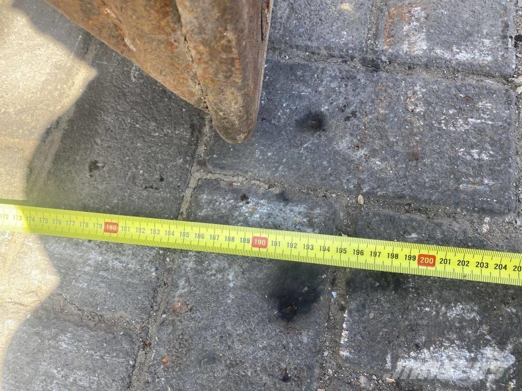 Demarec CW 30 Grabilice