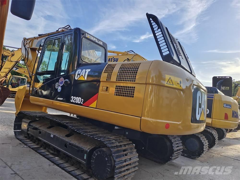 CAT 320 D 2 L Bageri gusjeničari