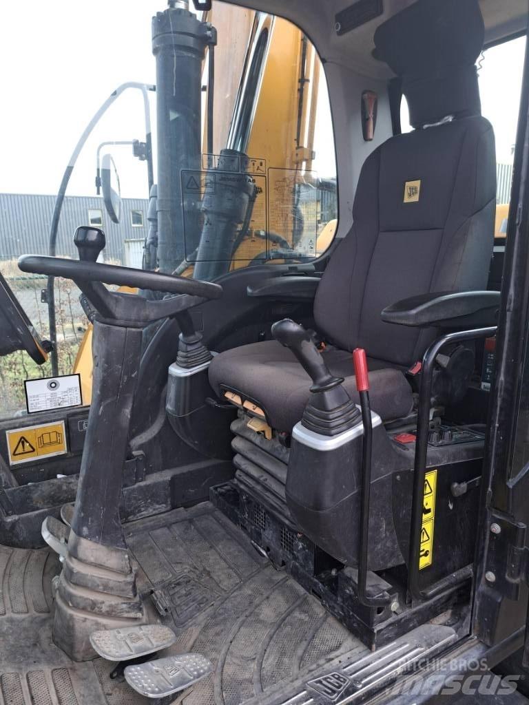 JCB JS 145 W Bageri na kotačima