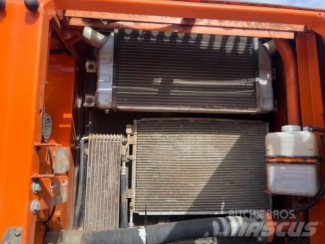 Doosan DX 225 LC Bageri gusjeničari