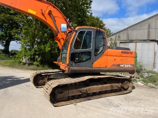 Doosan DX 225 LC Bageri gusjeničari