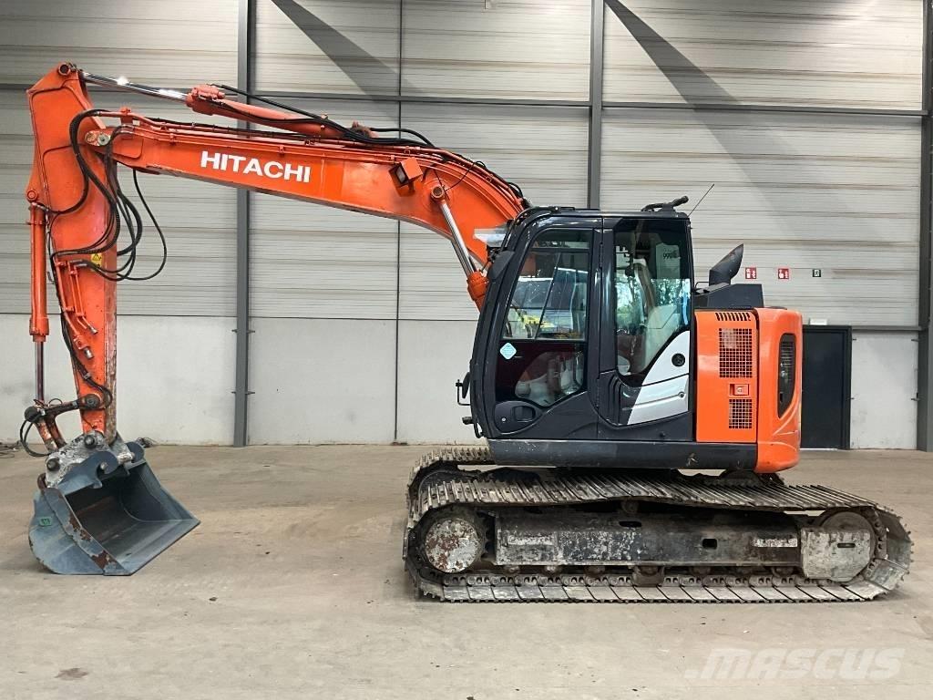 Hitachi ZX 135 US-6 Bageri gusjeničari