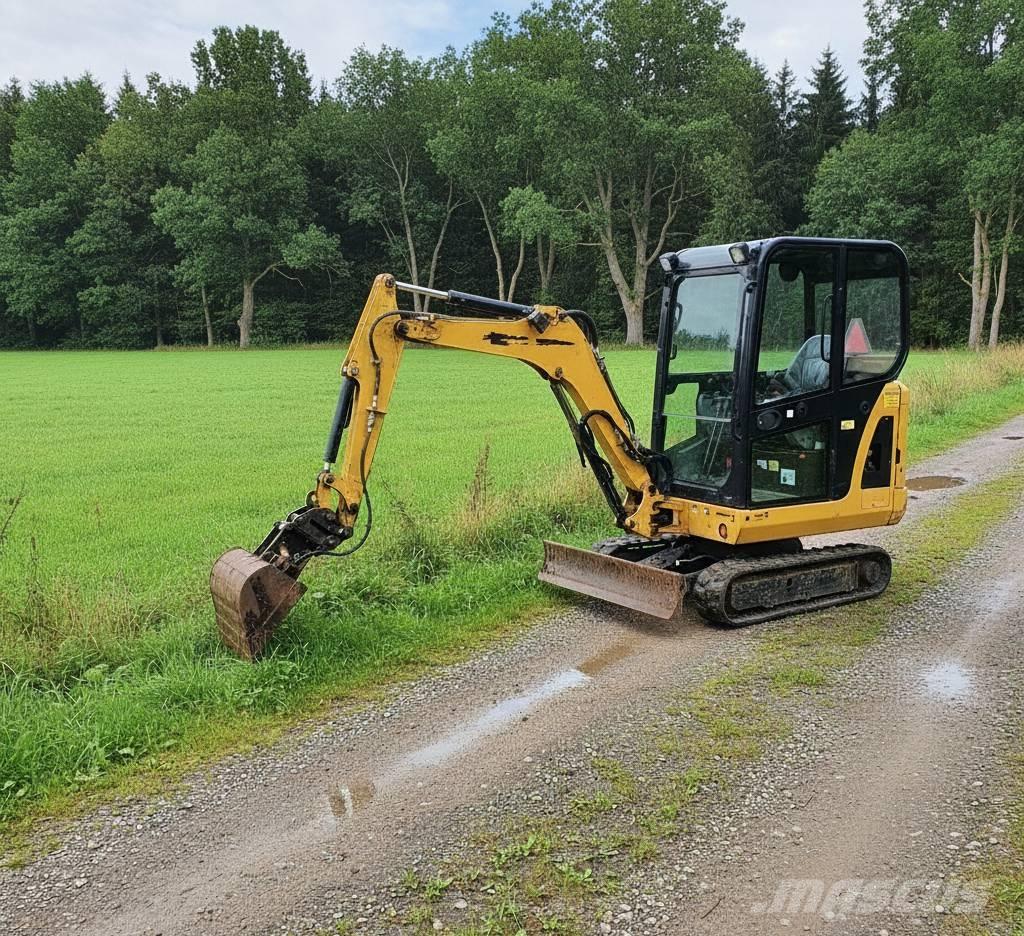 CAT 301.8 C Mini bageri <7t