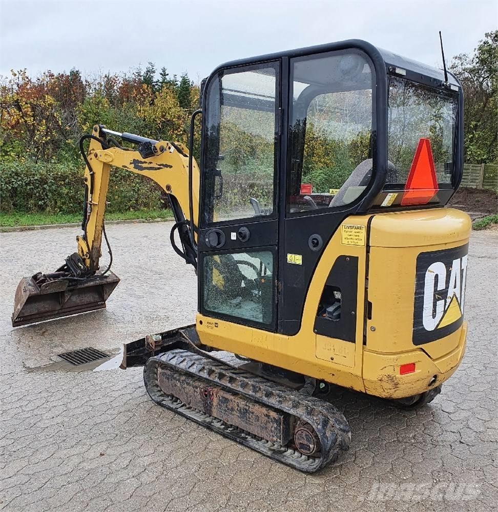 CAT 301.8 C Mini bageri <7t