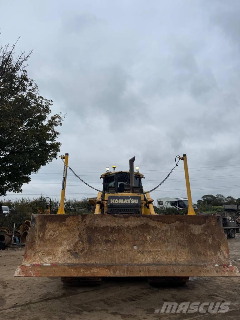 Komatsu D 65 PX-17 Buldožeri gusjeničari